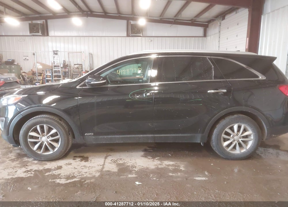 2017 KIA SORENTO 2.4L LX VIN: 5XYPGDA3XHG293955