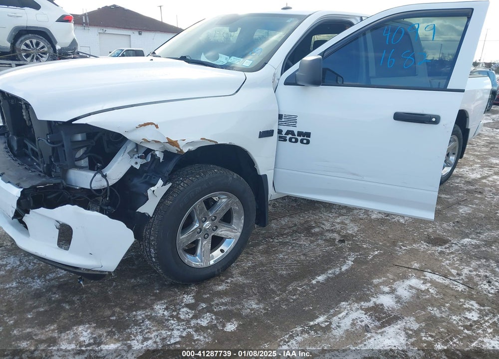 2017 RAM 1500 VIN: 3C6RR7KT7HG792112
