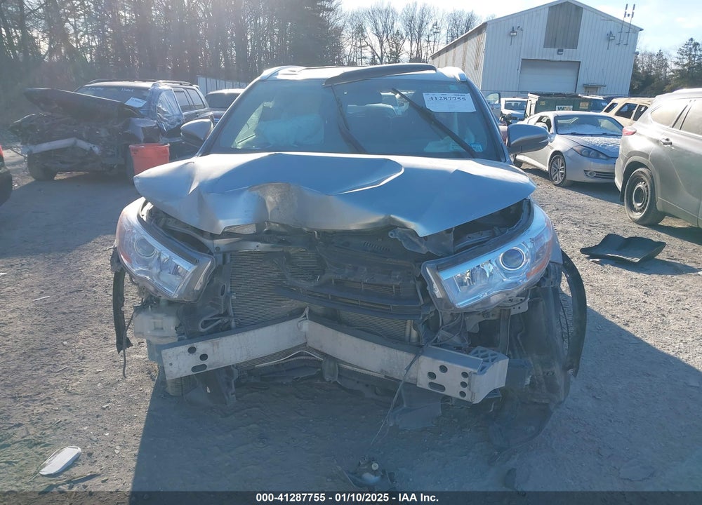 2015 TOYOTA HIGHLANDER XLE V6 VIN: 5TDJKRFH5FS107664