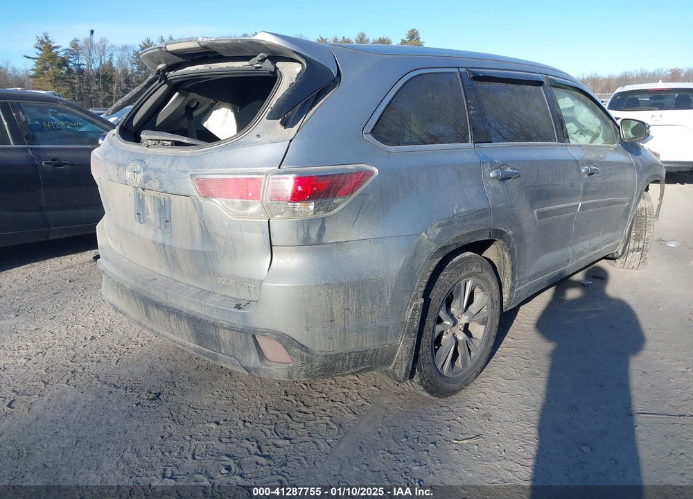 2015 TOYOTA HIGHLANDER XLE V6 VIN: 5TDJKRFH5FS107664