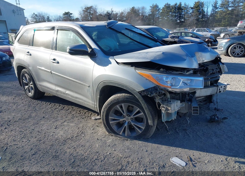 2015 TOYOTA HIGHLANDER XLE V6 VIN: 5TDJKRFH5FS107664