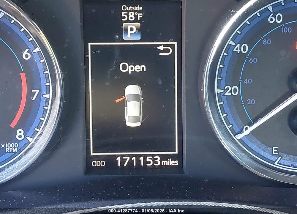 2018 TOYOTA COROLLA SE VIN: 2T1BURHE9JC991059