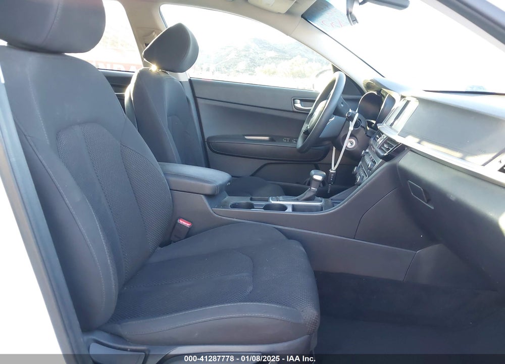 2020 KIA OPTIMA VIN: 5XXGT4L35LG387957