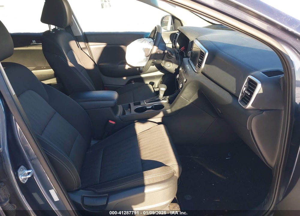2020 KIA SPORTAGE LX VIN: KNDPM3AC2L7669007