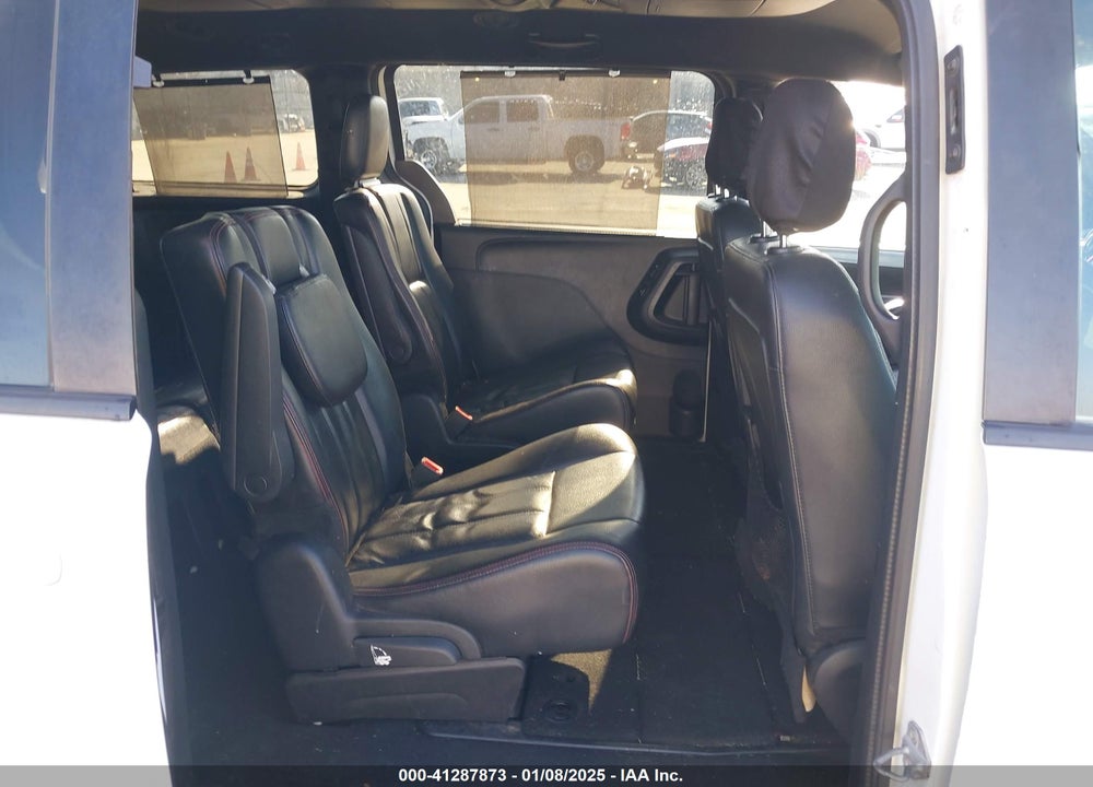 2017 DODGE GRAND CARAVAN GT VIN: 2C4RDGEG6HR674388