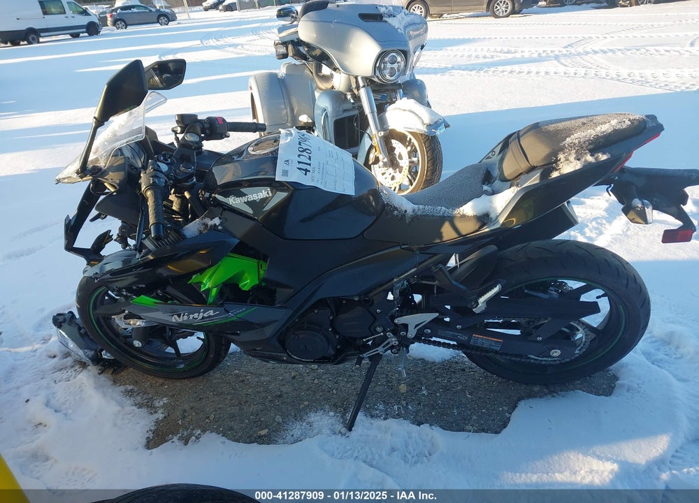 2023 KAWASAKI EX400 VIN: JKAEXKH18PDAN1000