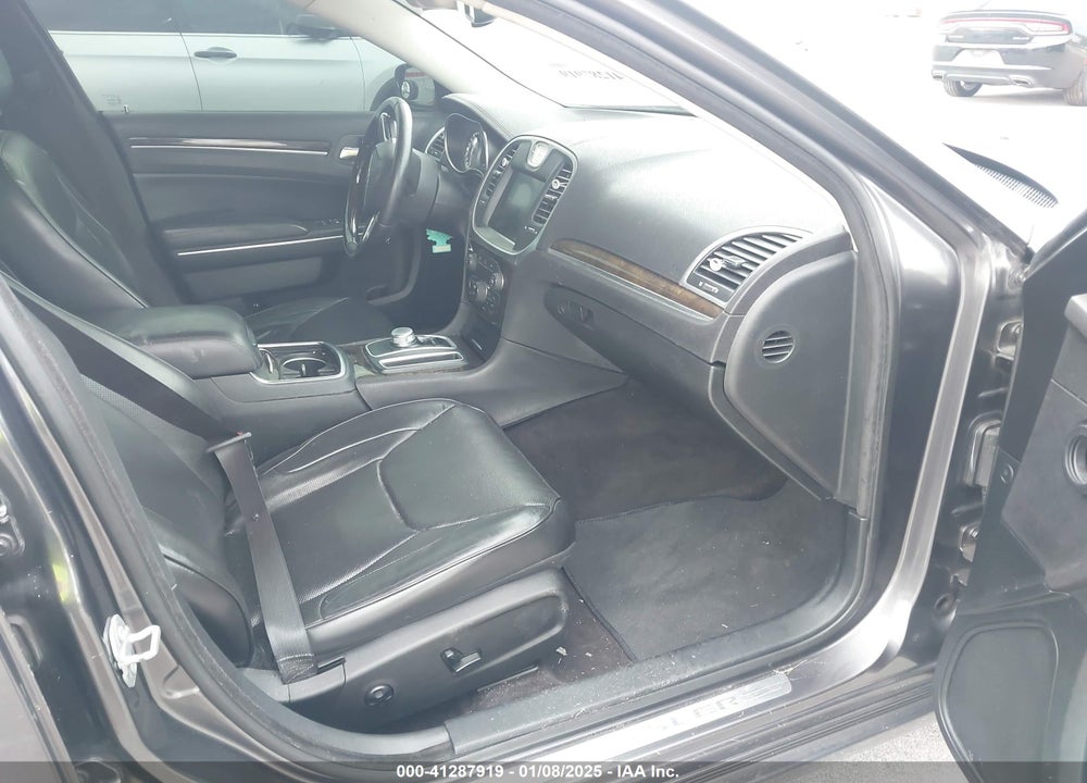 2016 CHRYSLER 300C VIN: 2C3CCAKG7GH287674