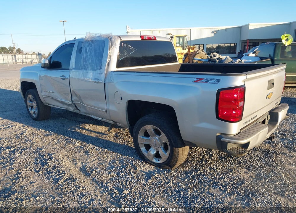 2016 CHEVROLET SILVERADO 1500 2LT VIN: 3GCUKREC3GG369895