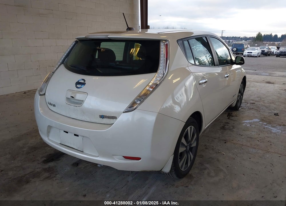 2016 NISSAN LEAF VIN: 1N4BZ0CP2GC310818