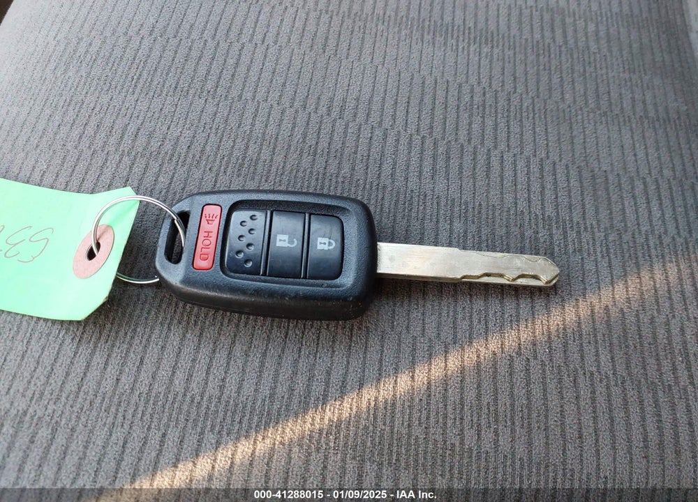 2014 HONDA CR-V LX VIN: 2HKRM4H39EH663563