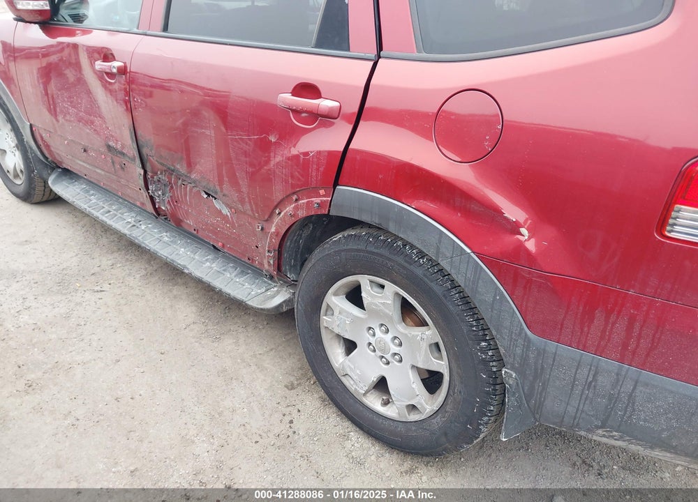 2009 KIA BORREGO EX V6 VIN: KNDJJ741895023913