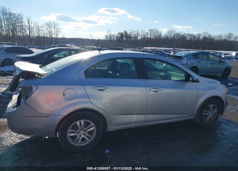2014 CHEVROLET SONIC VIN: 1G1JC5SH6E4103024