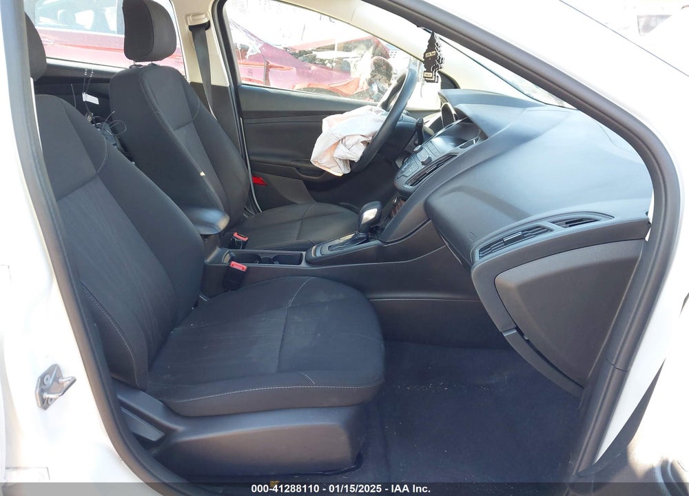 2018 FORD FOCUS VIN: 1FADP3K27JL251455