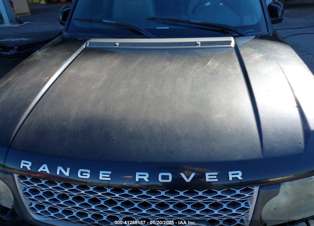 2010 LAND ROVER RANGE ROVER HSE LUX VIN: SALMF1D49AA317816