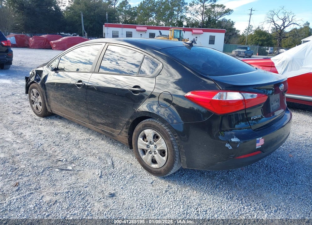 2015 KIA FORTE LX VIN: KNAFK4A6XF5339176