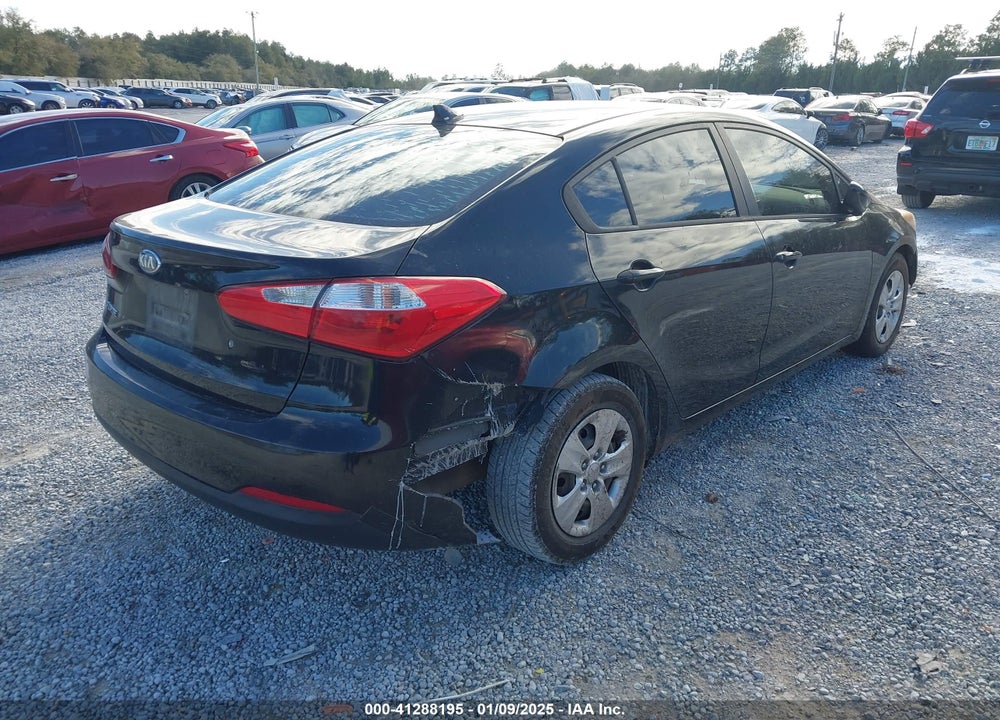 2015 KIA FORTE LX VIN: KNAFK4A6XF5339176