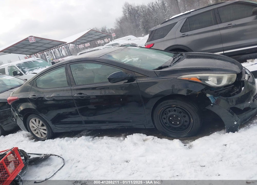 2015 HYUNDAI ELANTRA VIN: KMHDH4AE7FU355482
