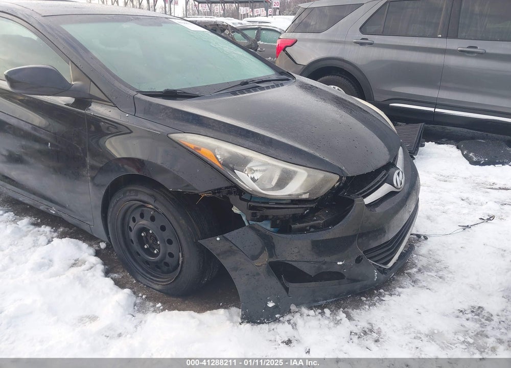 2015 HYUNDAI ELANTRA VIN: KMHDH4AE7FU355482