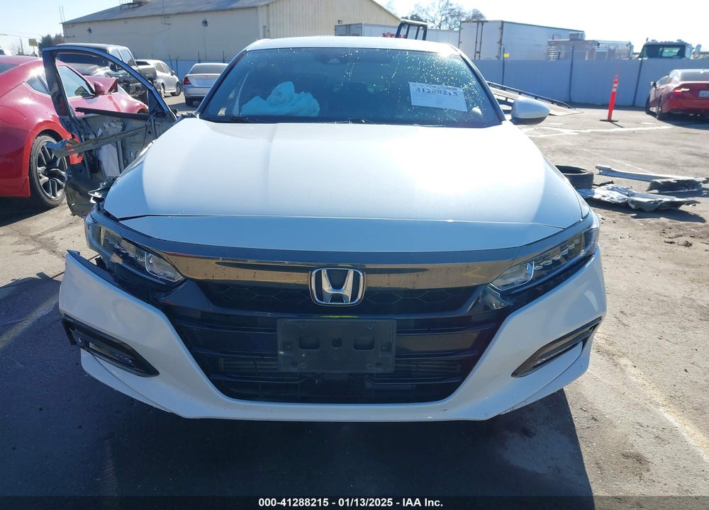 2019 HONDA ACCORD VIN: 1HGCV1F33KA079264