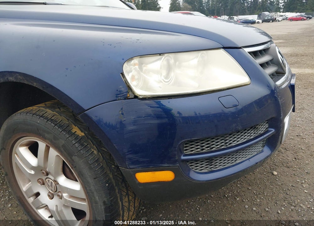 2005 VOLKSWAGEN TOUAREG V8 VIN: WVGZM77L05D076639
