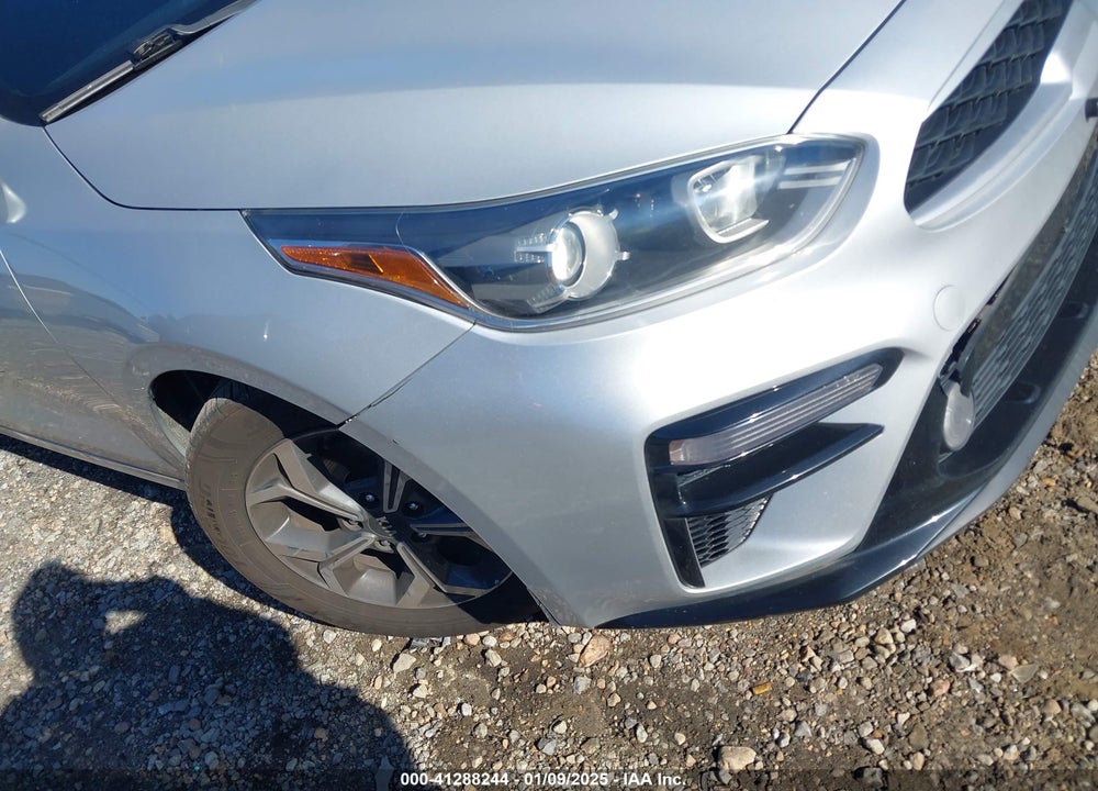 2021 KIA FORTE LXS VIN: 3KPF24AD1ME273099