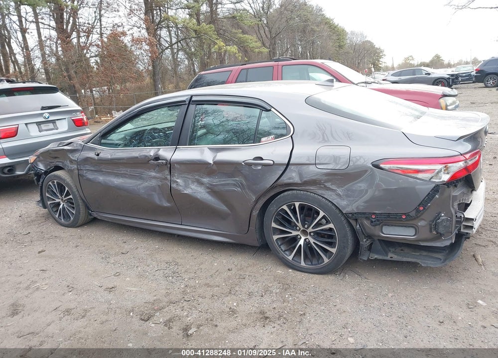 2019 TOYOTA CAMRY VIN: 4T1B11HK7KU696400