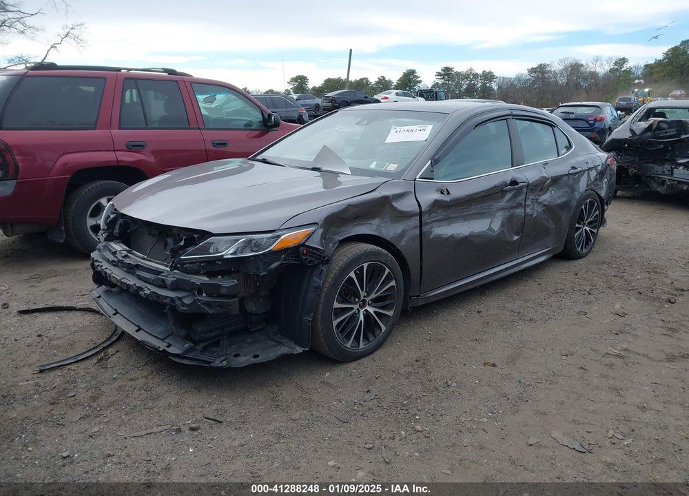 2019 TOYOTA CAMRY VIN: 4T1B11HK7KU696400