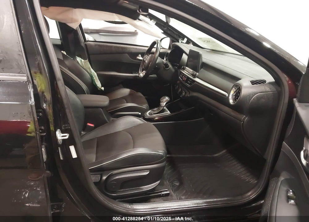 2020 KIA FORTE GT LINE VIN: 3KPF34ADXLE252554