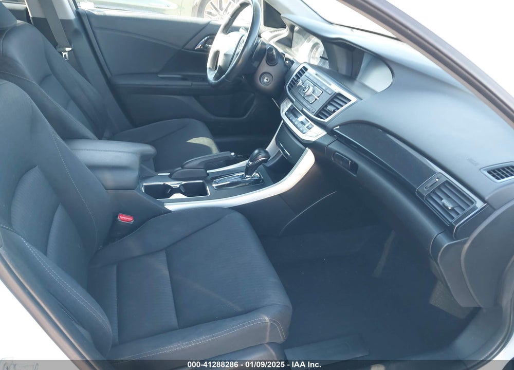 2013 HONDA ACCORD SPORT VIN: 1HGCR2F54DA205176