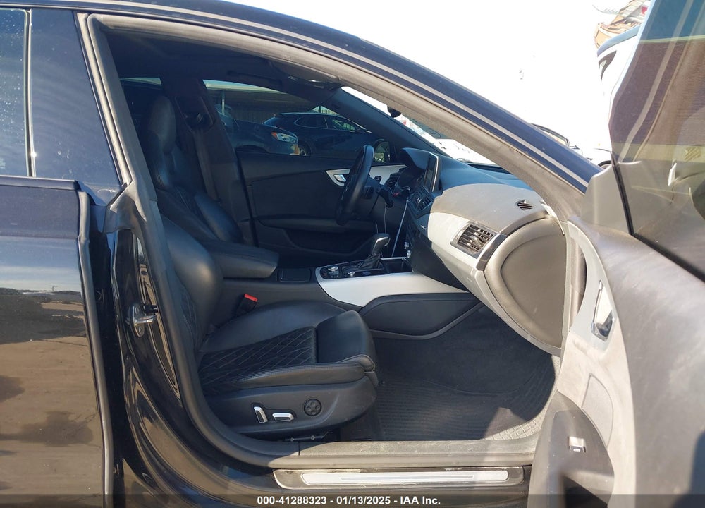 2018 AUDI A7 VIN: WAUW3AFC8JN028414