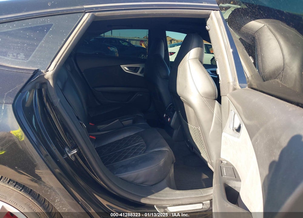 2018 AUDI A7 VIN: WAUW3AFC8JN028414