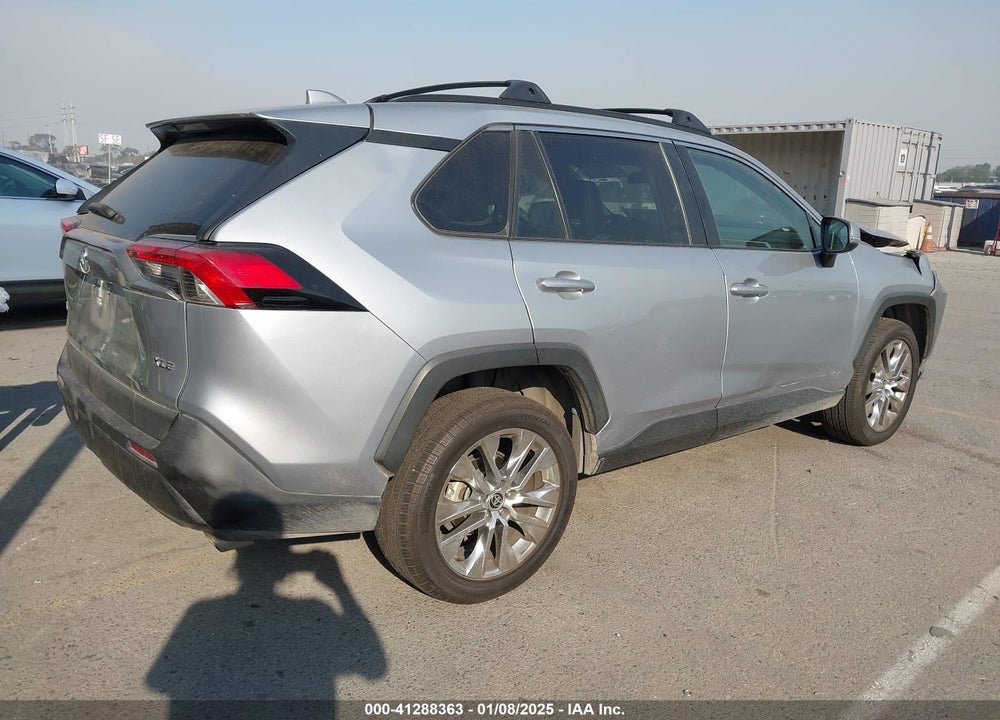 2021 TOYOTA RAV4 XLE PREMIUM VIN: 2T3C1RFV8MC109231