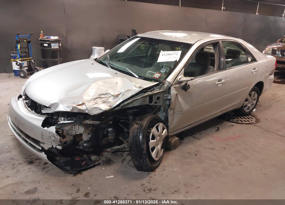 2004 TOYOTA CAMRY LE VIN: 4T1BE32K74U889450