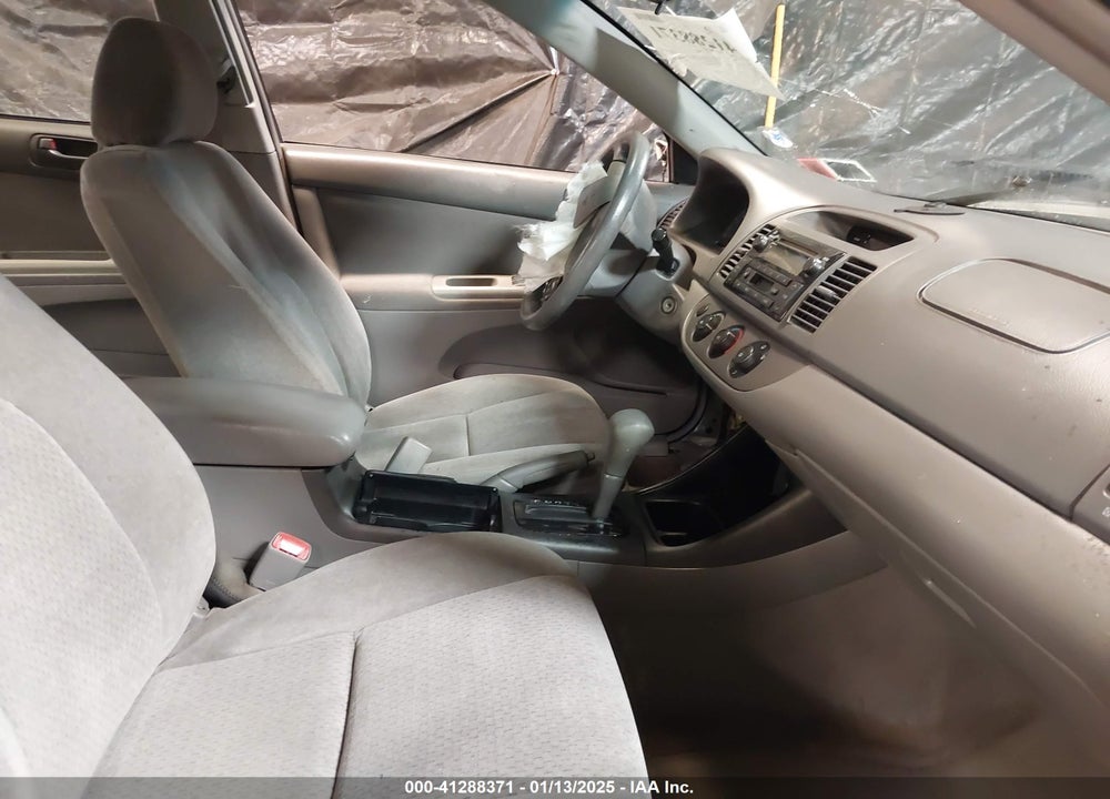 2004 TOYOTA CAMRY LE VIN: 4T1BE32K74U889450
