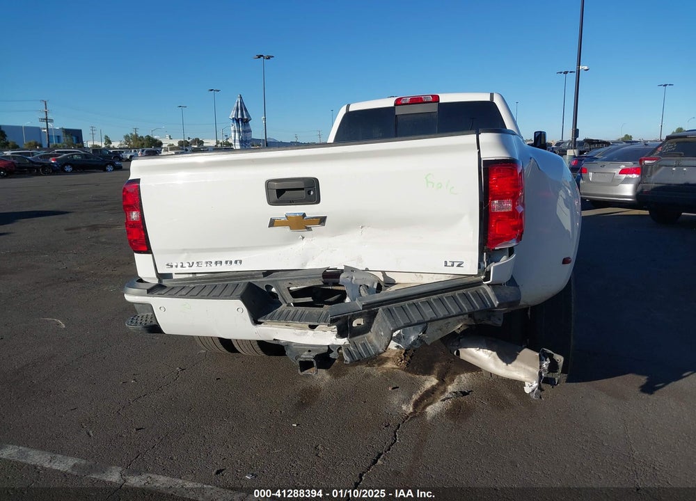 2018 CHEVROLET SILVERADO 3500HD VIN: 1GC4K1EY6JF207068
