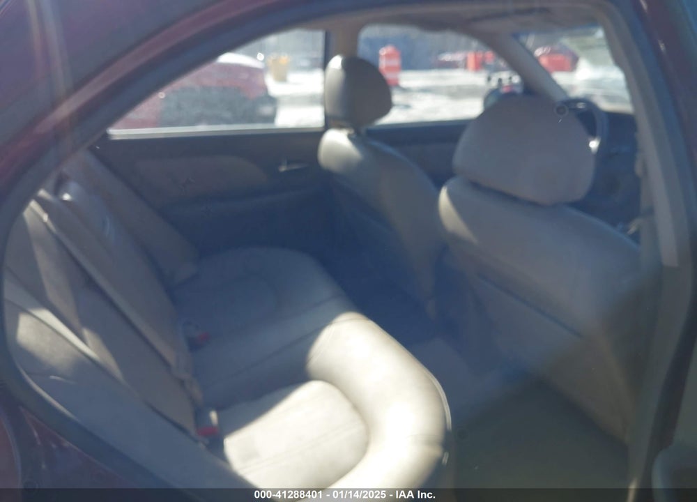 2004 HYUNDAI SONATA GLS/LX VIN: KMHWF35H74A052892