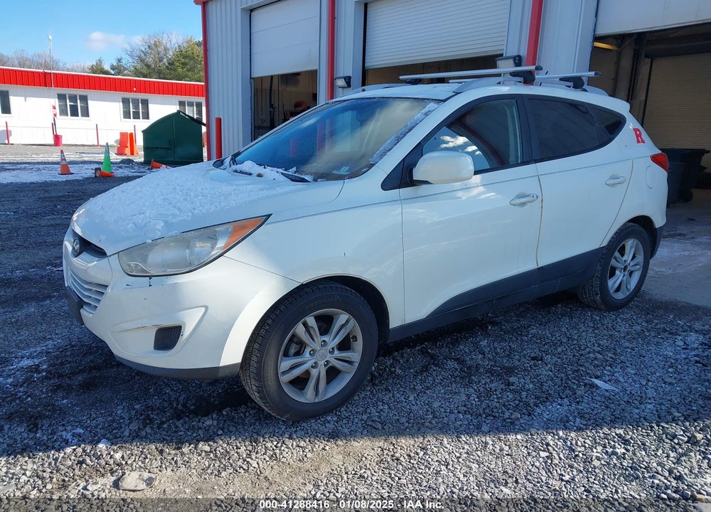 2011 HYUNDAI TUCSON GLS VIN: KM8JU3AC3BU197806