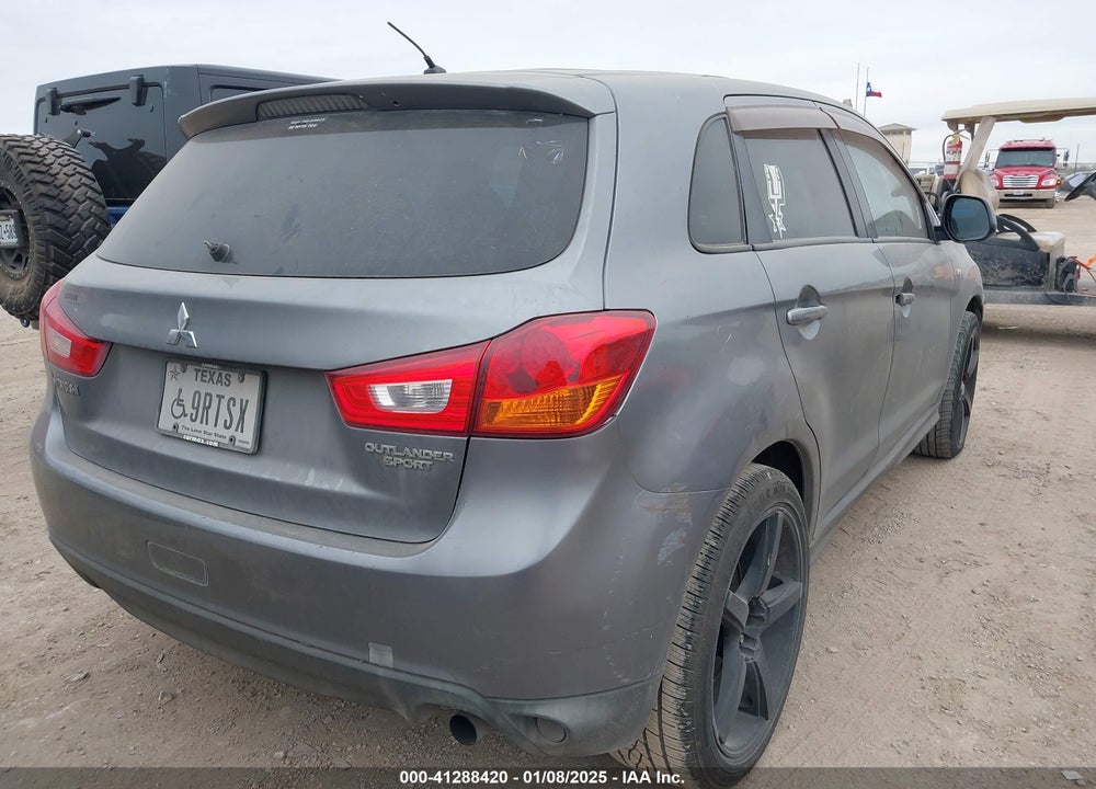 2013 MITSUBISHI OUTLANDER SPORT ES VIN: 4A4AP3AU8DE024759