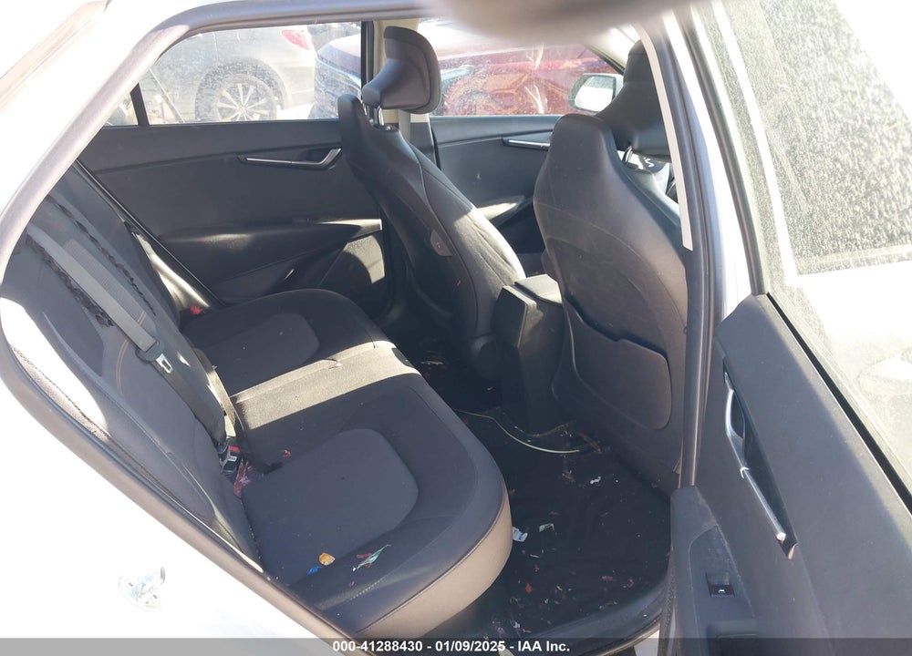 2023 KIA NIRO LX VIN: KNDCP3LE9P5088867