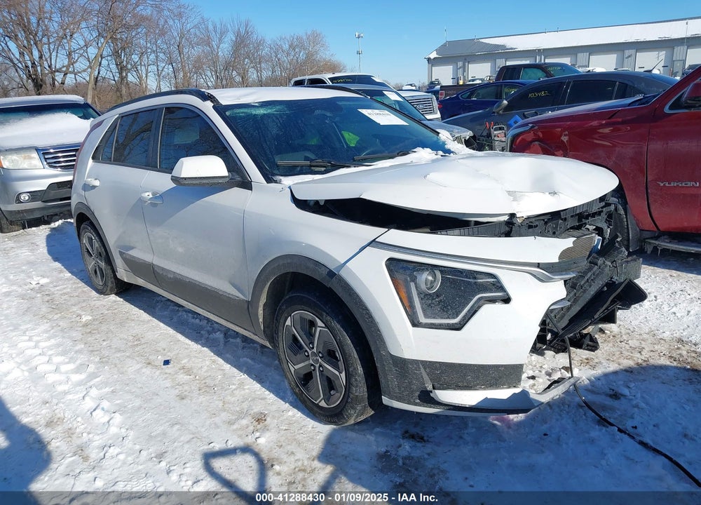 2023 KIA NIRO LX VIN: KNDCP3LE9P5088867