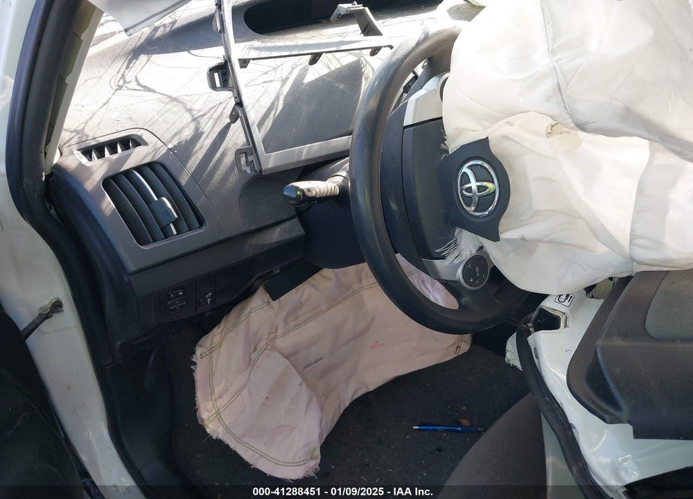 2015 TOYOTA PRIUS VIN: JTDKN3DU3F0455359