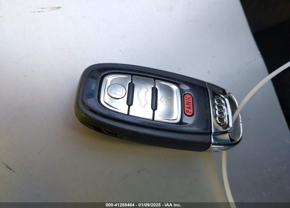2011 AUDI A8 VIN: WAUAVAFD6BN023937