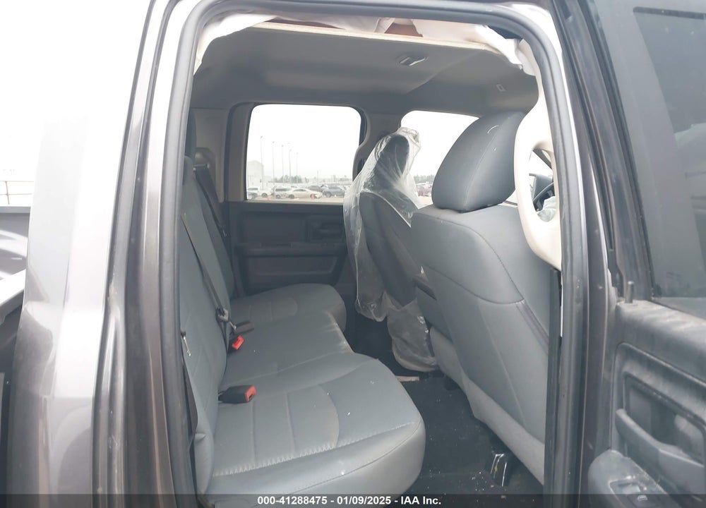 2019 RAM 1500 CLASSIC VIN: 1C6RR6FT5KS745987
