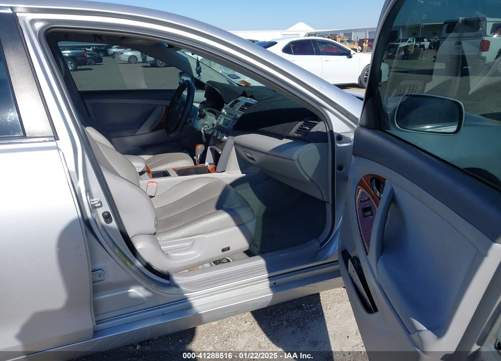 2011 TOYOTA CAMRY LE VIN: 4T1BF3EK5BU195295