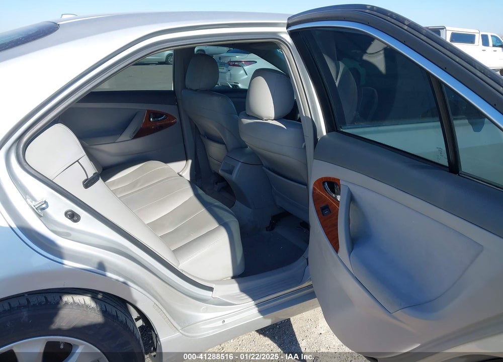 2011 TOYOTA CAMRY LE VIN: 4T1BF3EK5BU195295
