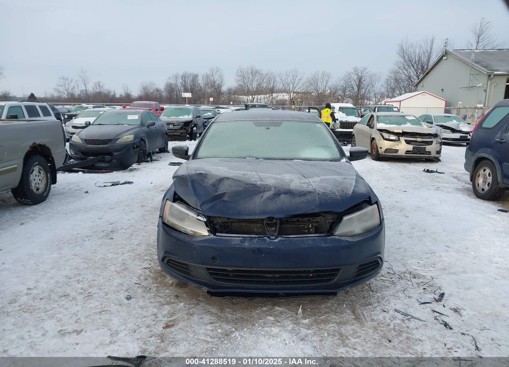2014 VOLKSWAGEN JETTA VIN: 3VW2K7AJ4EM382439
