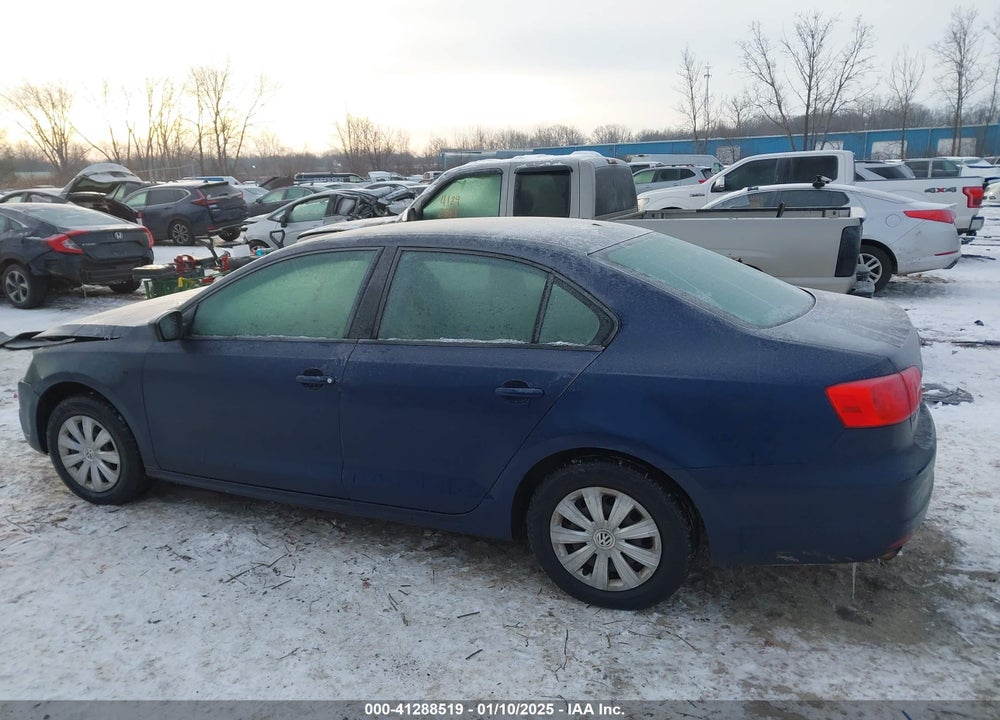2014 VOLKSWAGEN JETTA VIN: 3VW2K7AJ4EM382439