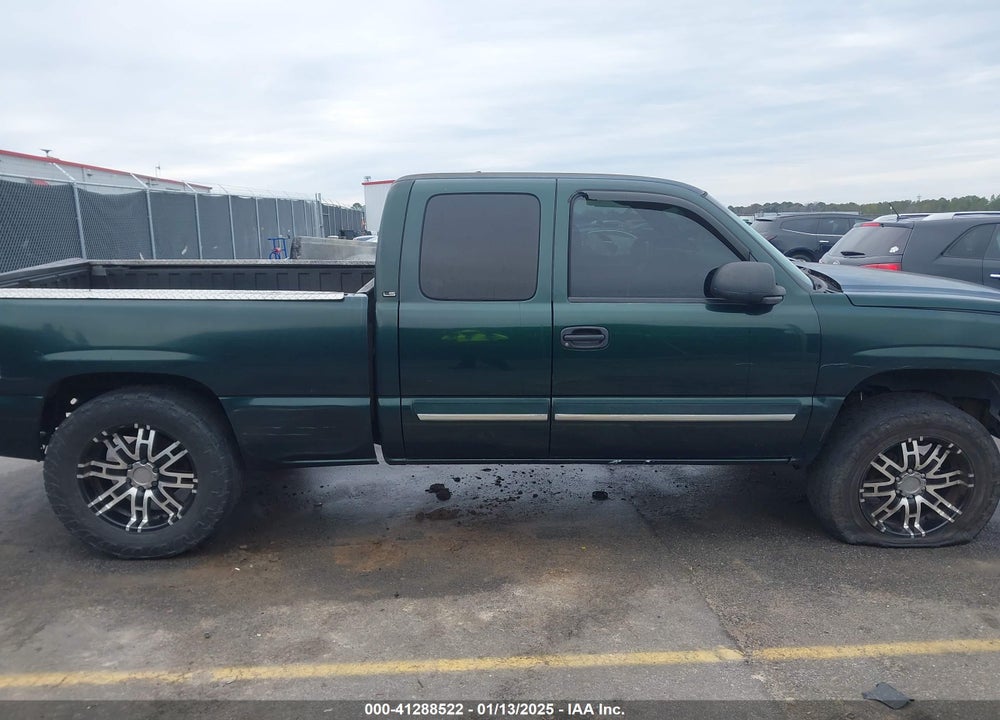 2003 CHEVROLET SILVERADO 1500 LS VIN: 1GCEK19V53E336447