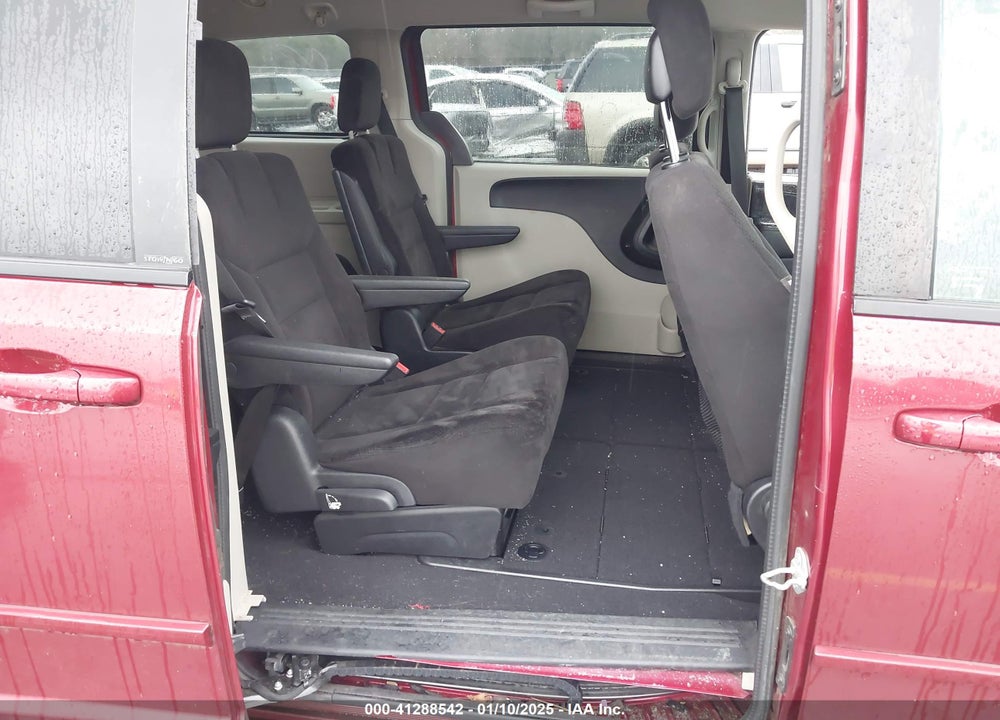 2014 DODGE GRAND CARAVAN SXT VIN: 2C4RDGCG1ER313603