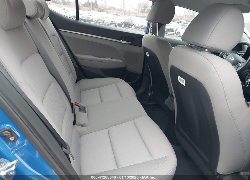 2017 HYUNDAI ELANTRA SE VIN: KMHD74LF2HU370791